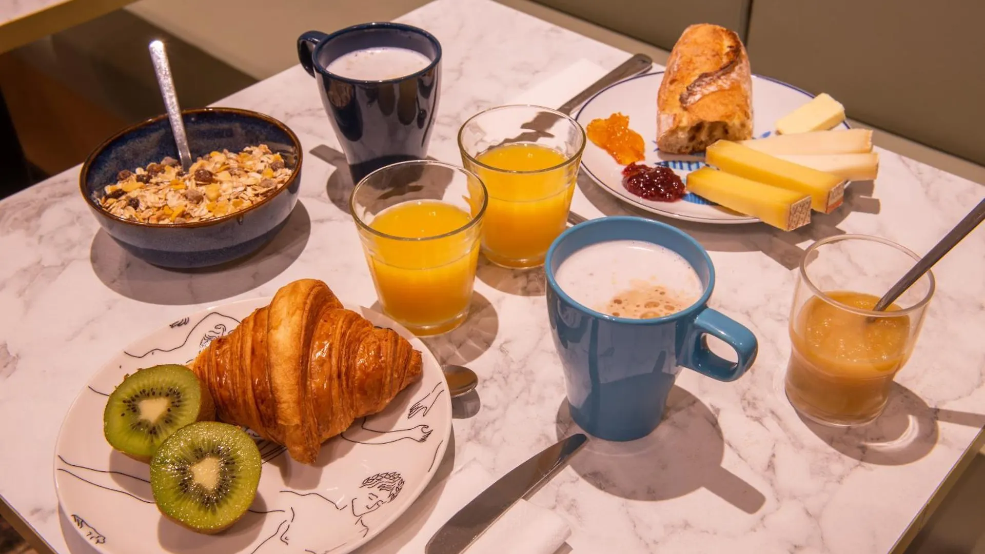 Au Pacific Hotel Parigi